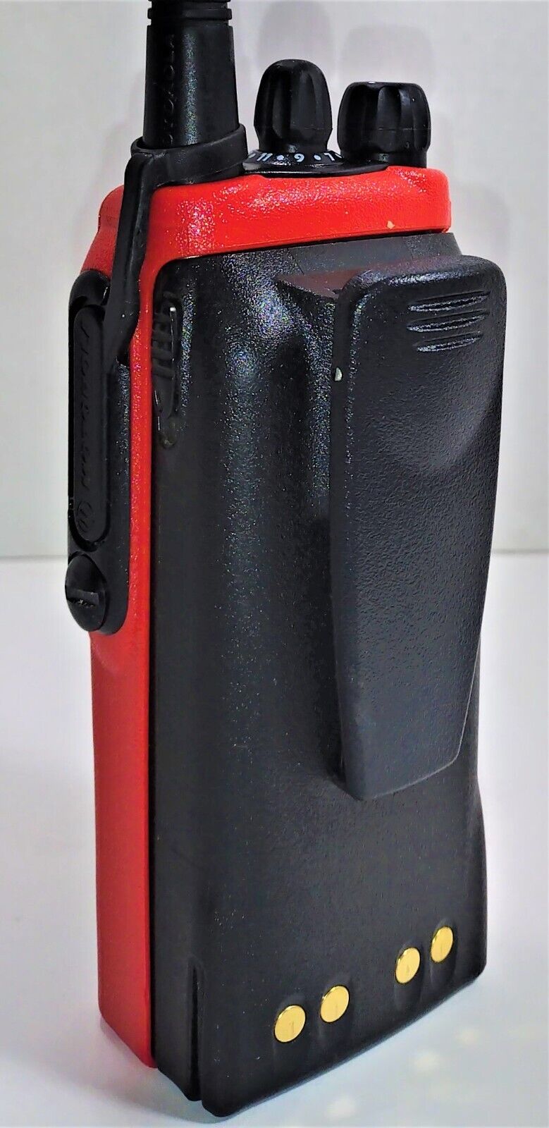 MOTOROLA HT1250 Model III UHF 403-470MHz 128ch 5w Two Way Radio AAH25RDH9AA6AN