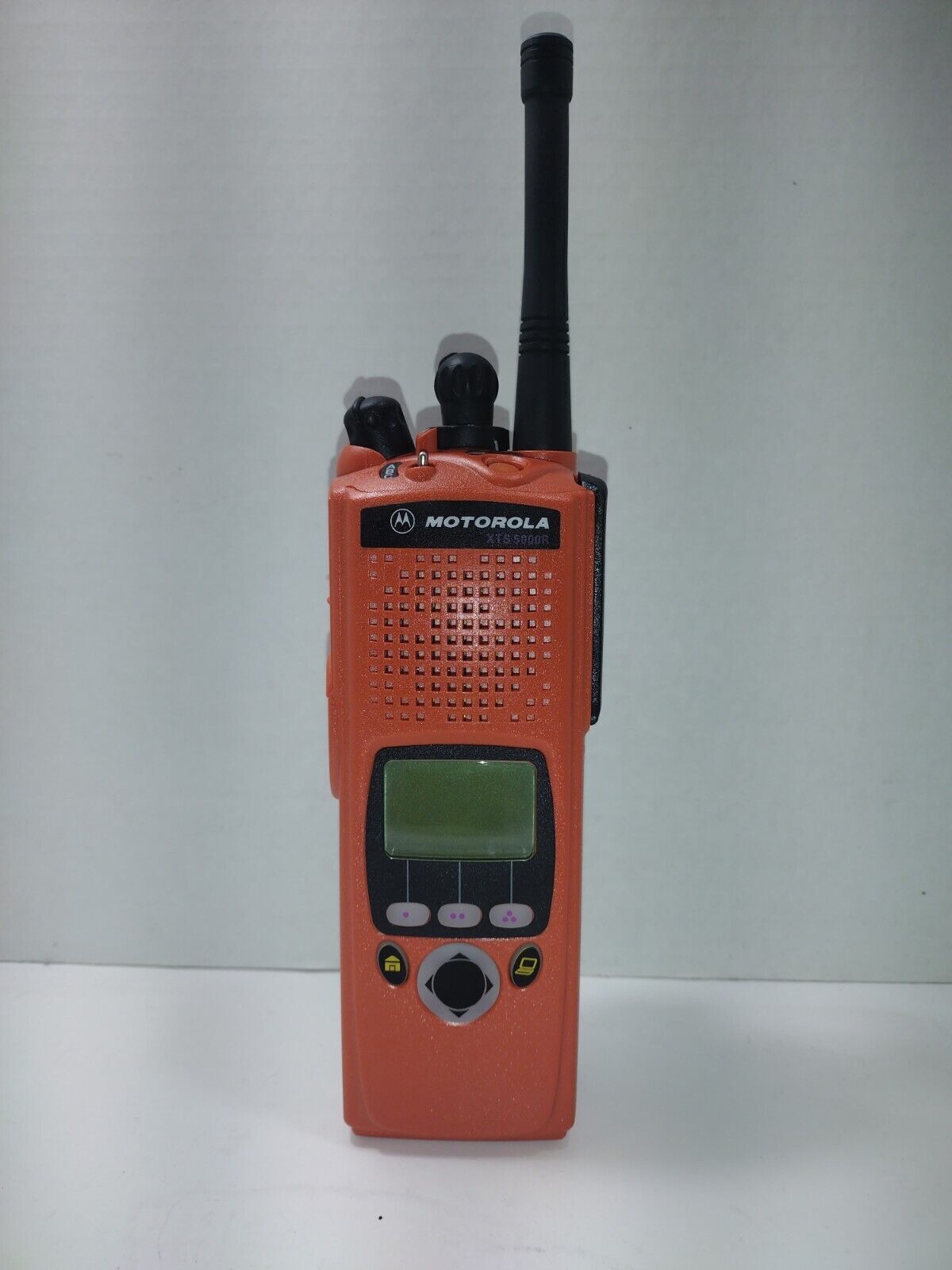 MOTOROLA XTS5000 UHF 380-470mhz P25 TWO WAY DIGITAL RADIO H18QDF9PW6AN ADP P25
