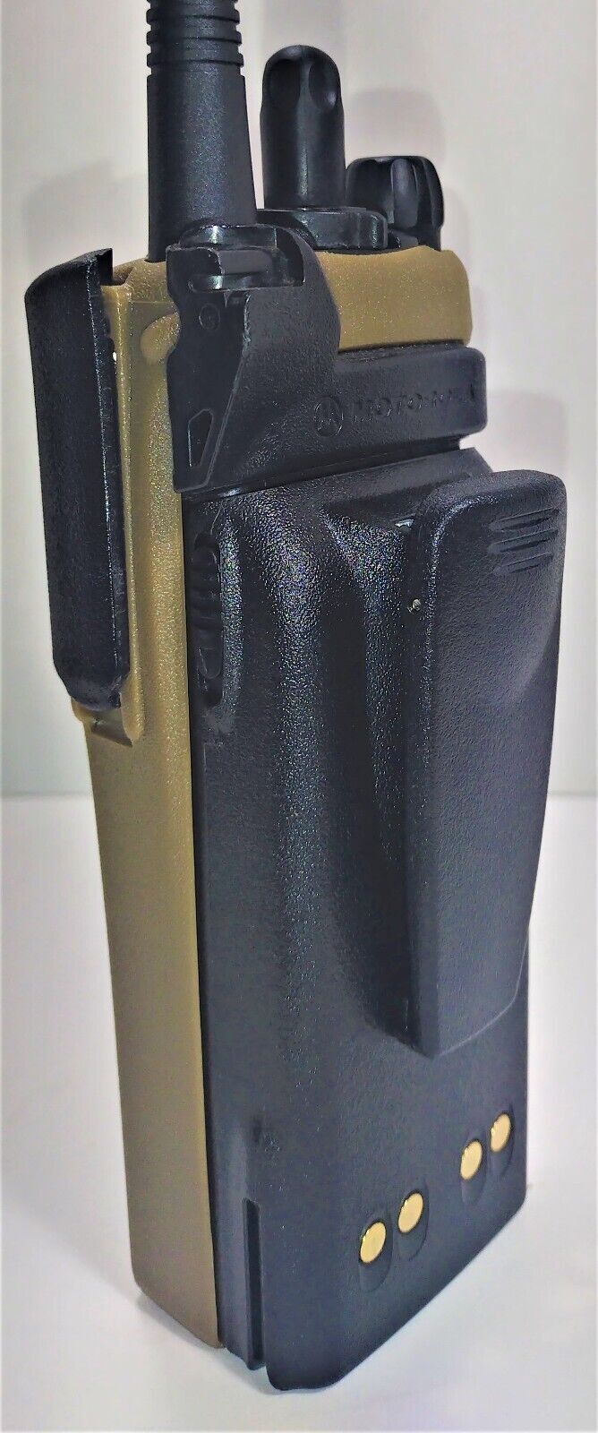 MOTOROLA XTS2500 III UHF 380-470 MHz P25 Digital Two-Way Radio H46QDH9PW7BN AES