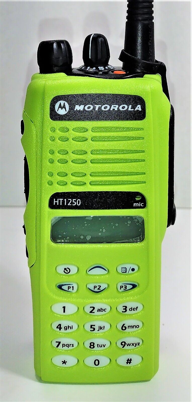 MOTOROLA HT1250 Model III UHF 403-470MHz 128ch 5w Two Way Radio AAH25RDH9AA6AN