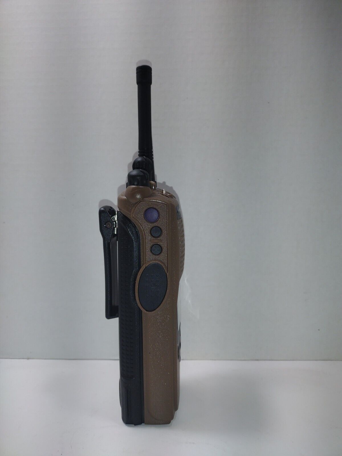 MOTOROLA XTS5000 UHF 380-470mhz P25 TWO WAY DIGITAL RADIO H18QDF9PW6AN ADP P25