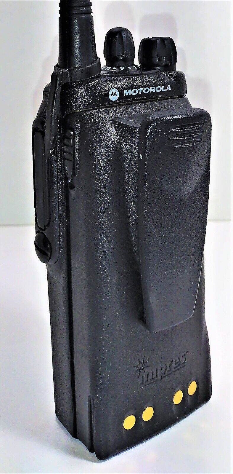 MOTOROLA HT1250 Model III UHF 403-470MHz 128ch 5w Two Way Radio AAH25RDH9AA6AN