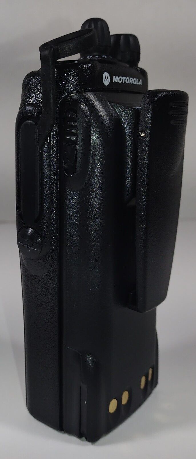 MOTOROLA HT1250 UHF 403-470 MHz Police Fire EMS Two-Way Radio AAH25RDF9AA5AN