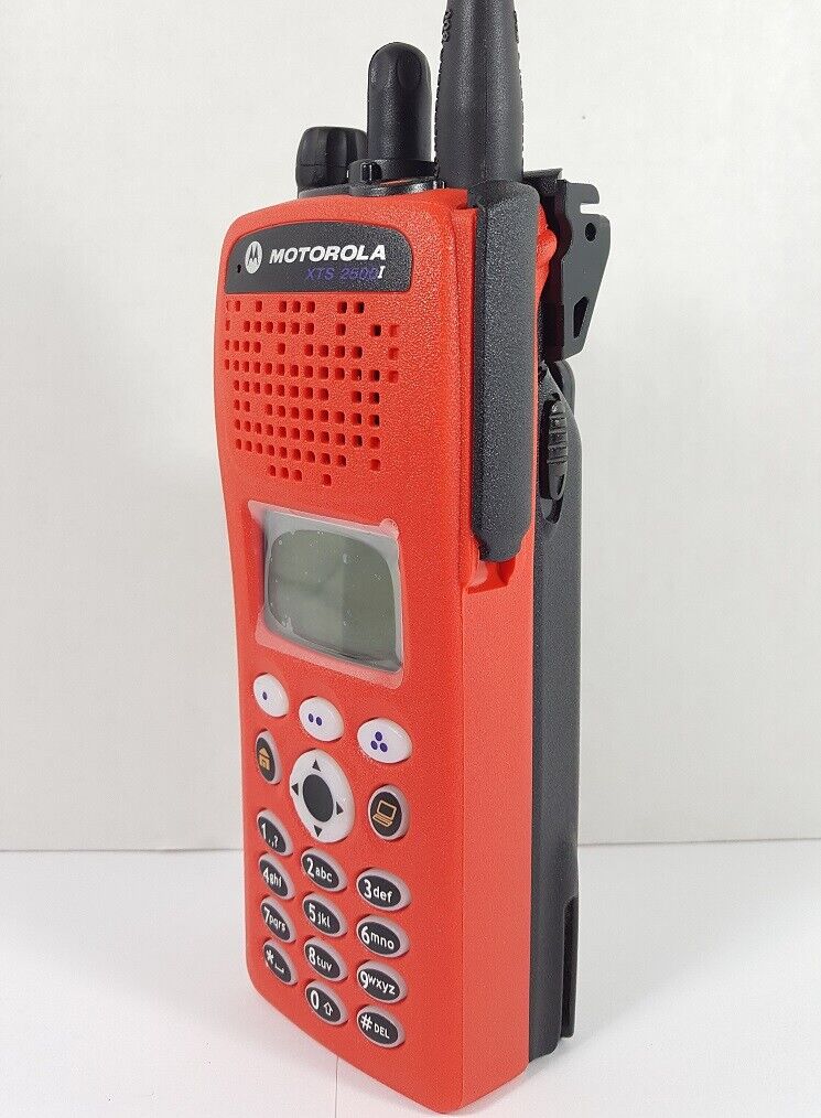Motorola XTS2500 III 700 800 MHz P25 Digital Trunking Two Way Radio H46UCH9PW7BN