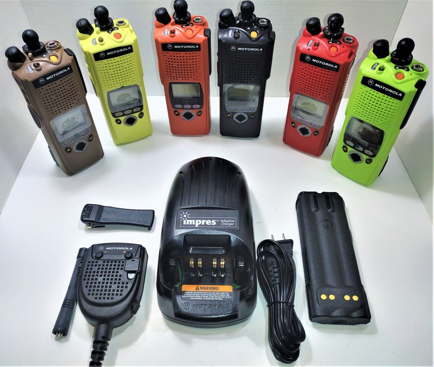 MOTOROLA XTS5000 UHF 380-470mhz P25 TWO WAY DIGITAL RADIO H18QDF9PW6AN W/AES-256