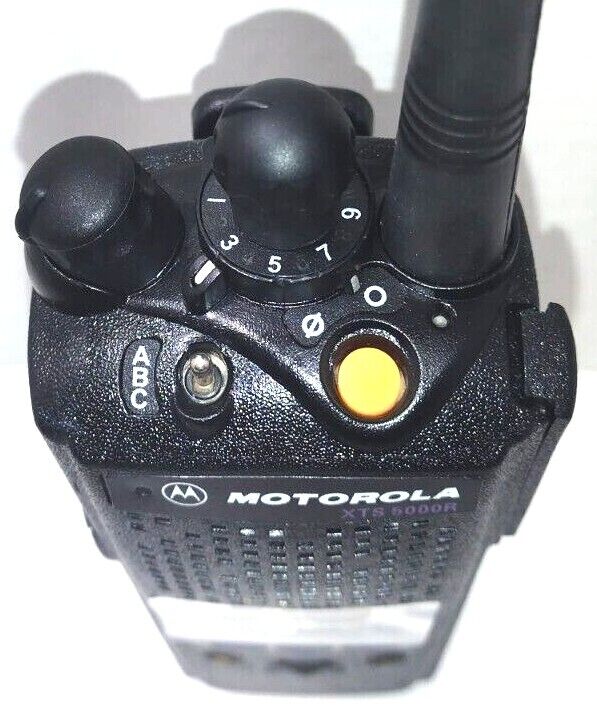 MOTOROLA XTS5000 UHF 380-470mhz P25 TWO WAY DIGITAL RADIO H18QDF9PW6AN W/AES-256