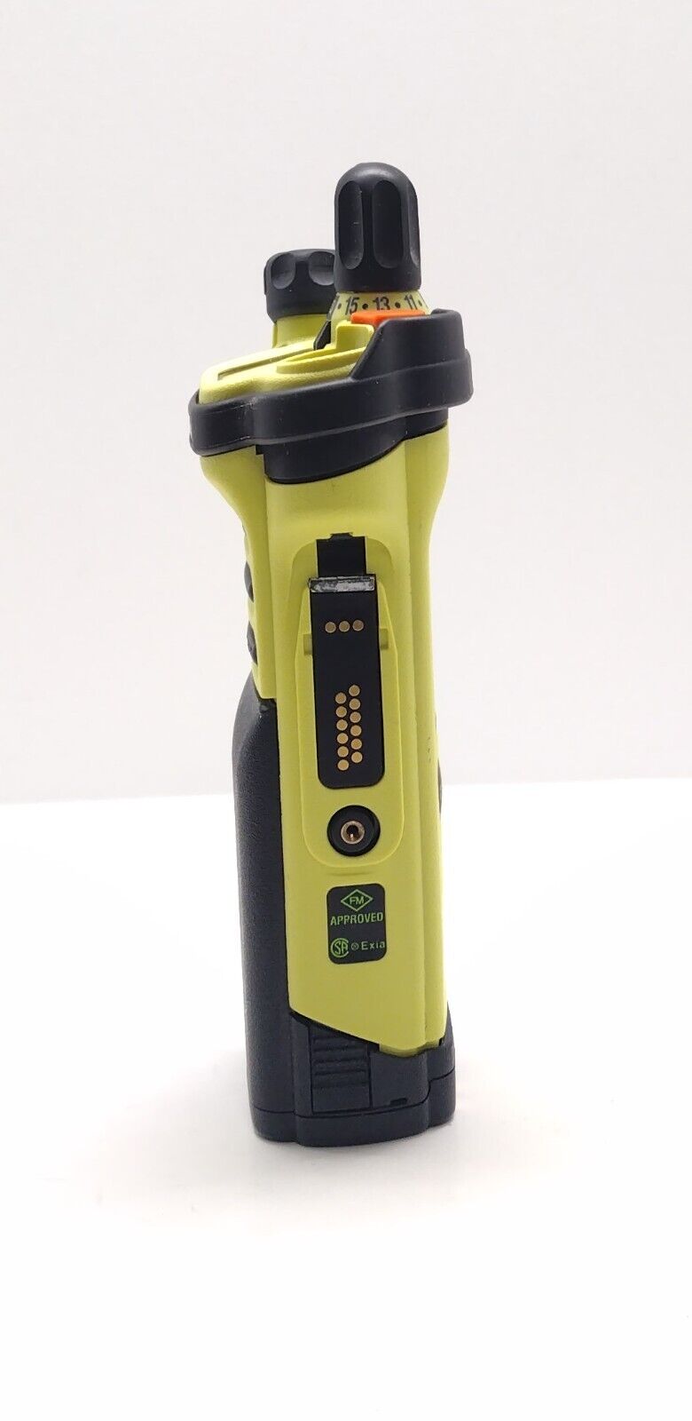 MOTOROLA APX6000XE 700/800 MHZ DIGITAL TWO WAY RADIO P25 TDMA H98UCF9PW6AN ADP
