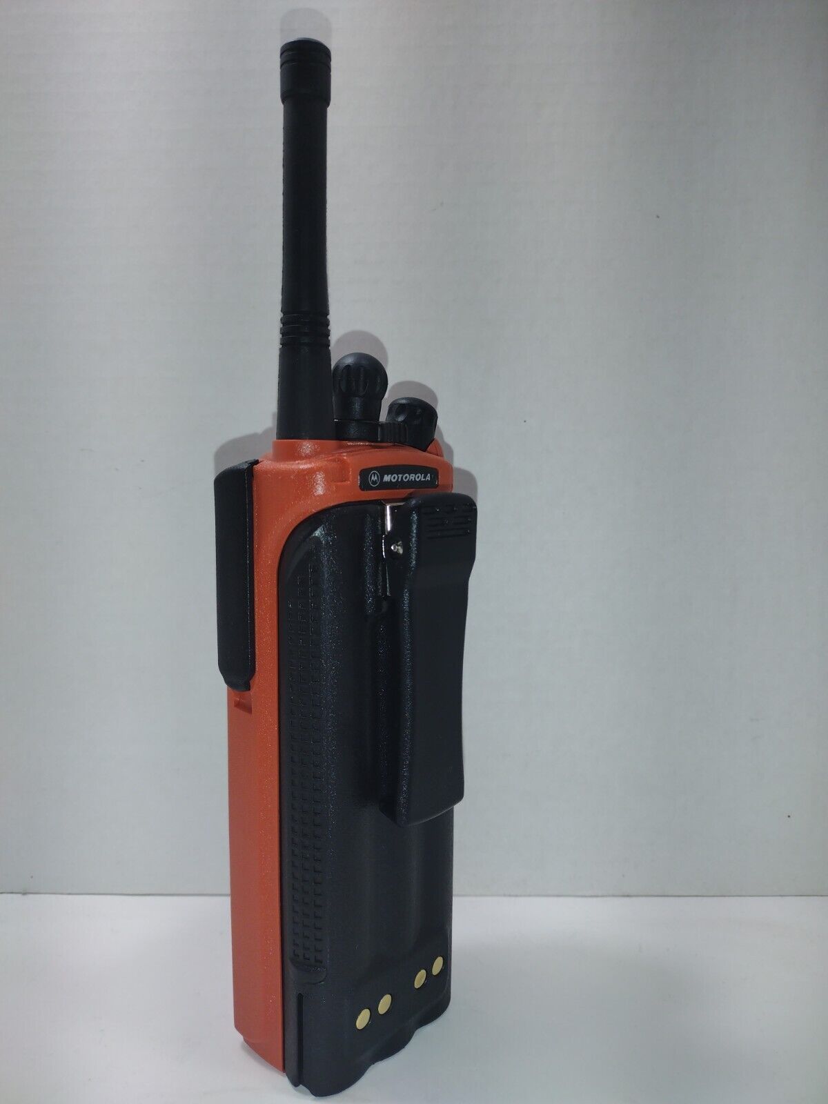 MOTOROLA XTS5000 UHF 380-470mhz P25 TWO WAY DIGITAL RADIO H18QDF9PW6AN ADP P25