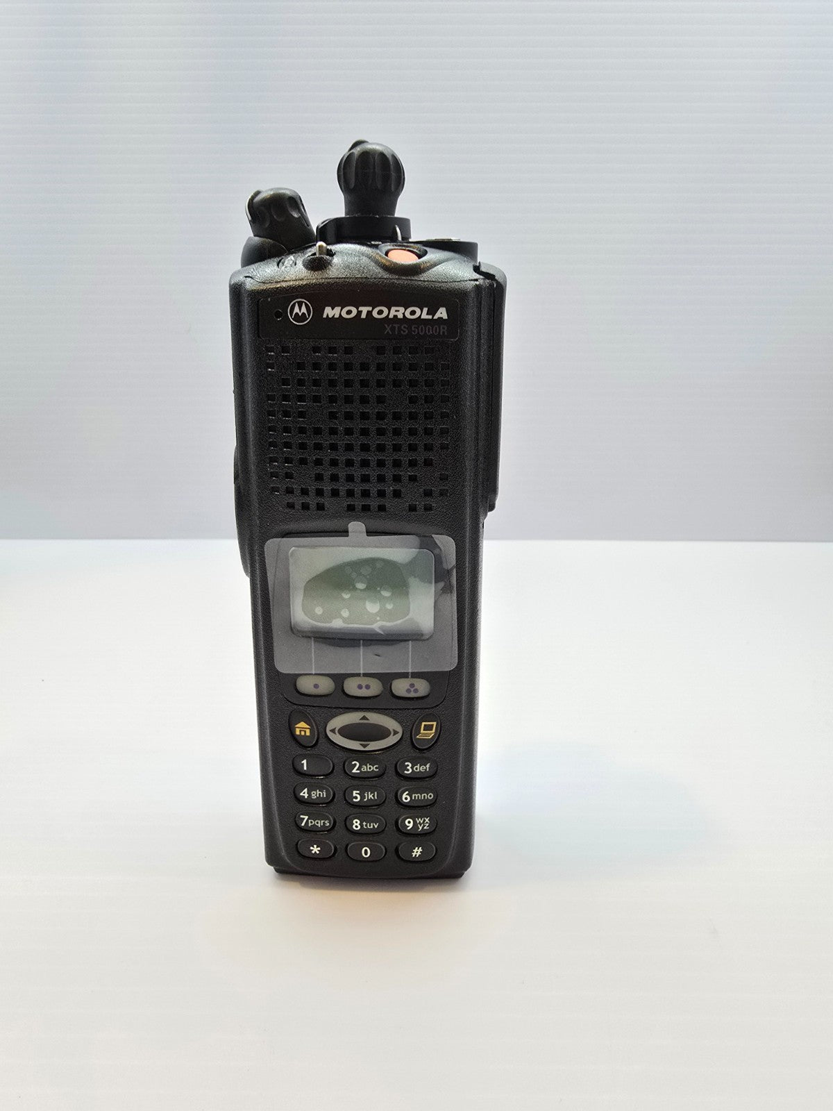 MOTOROLA XTS5000 III VHF AES-256 P25 Digital two way Radio H18KEH9PW7AN OEM case3