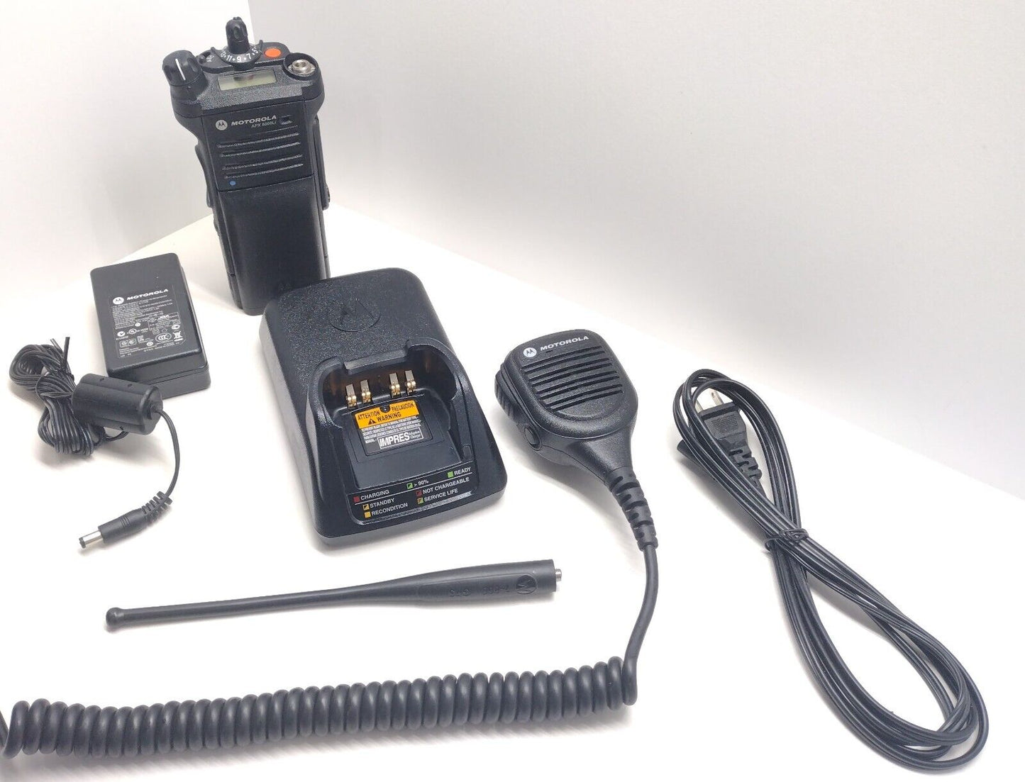 Motorola APX6000 1.5 Digital Two Way Radio P25 TDMA FDMA 7/800MHz H98UCD9PW5AN