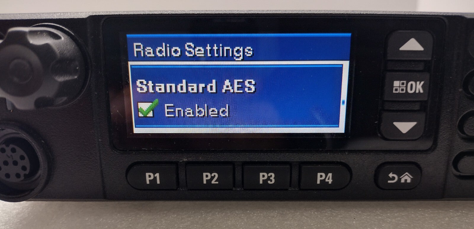 MOTOROLA MOTOTRBO XPR 5550e DIGITAL High Power MOBILE UHF450-512 AAM28TRN9RA1AN15