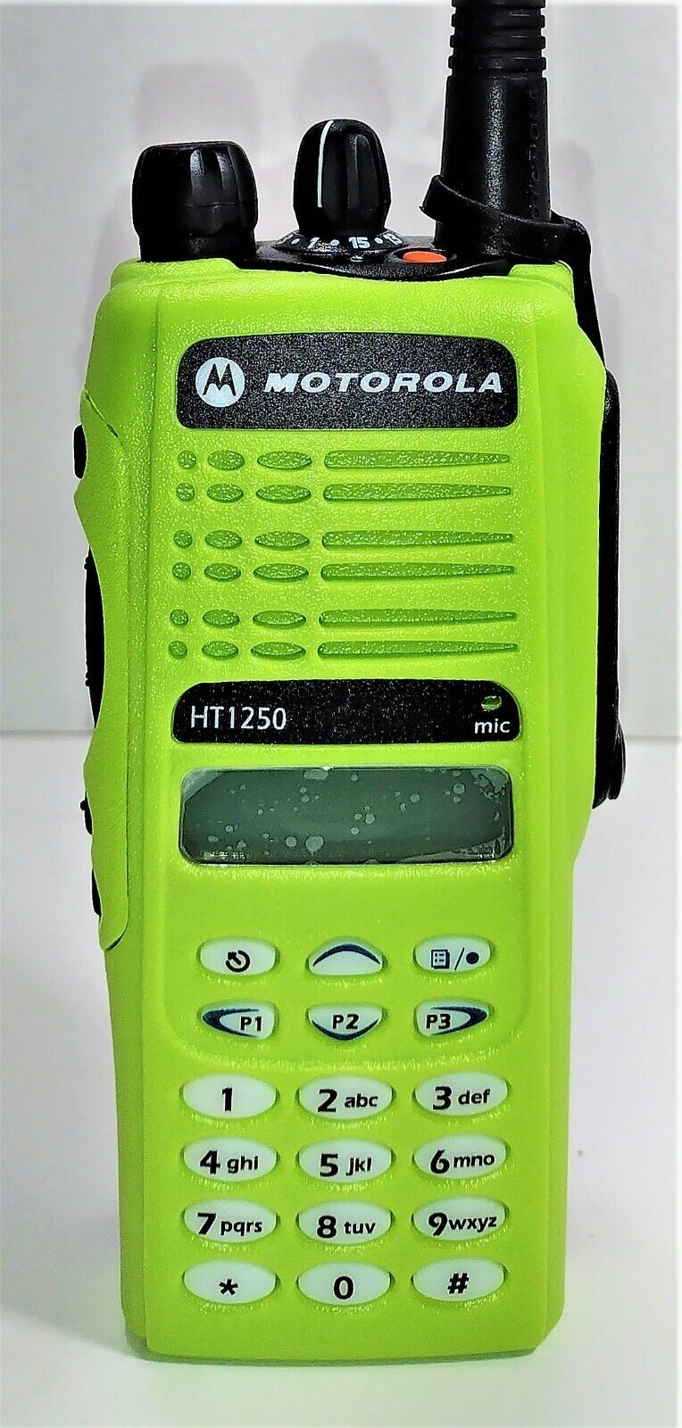 MOTOROLA HT1250 Model III  UHF 403-470MHz 128ch 5w Two Way Radio AAH25RDH9AA6AN