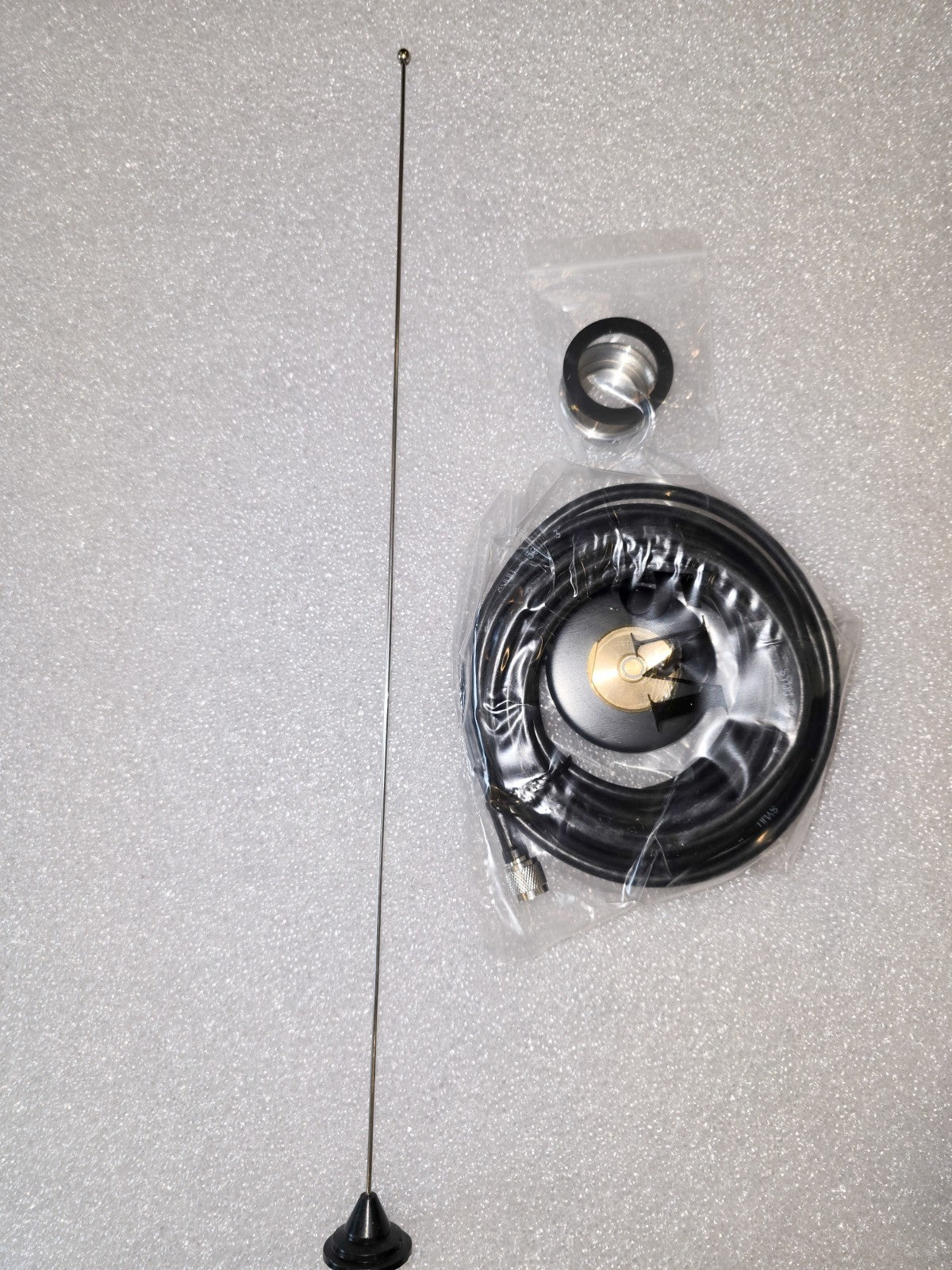 Motorola XTL2500 VHF 136-174 MHz 50 watt P25 Digital Mobile Radio M21KSM9PW1AN 1