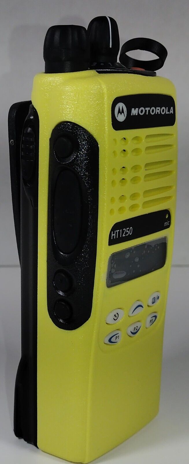 MOTOROLA HT1250 UHF 450-520 MHz Police Fire EMS Two-Way Radio AAH25SDF9AA5AN