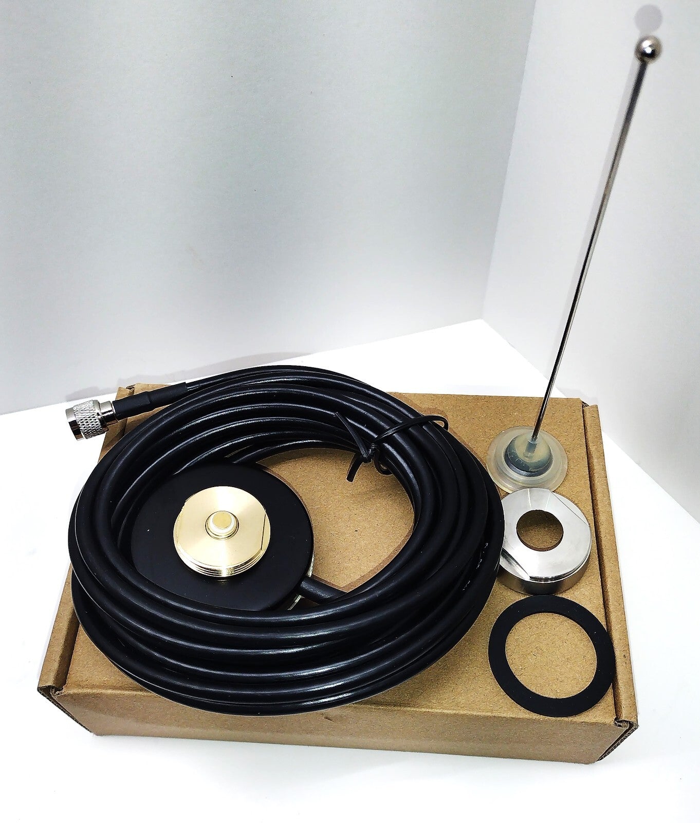 Motorola XPR4550 VHF 136-174 Mobile Two-Way Radio AAM27JQH9LA1AN & ACCESSORY KIT3