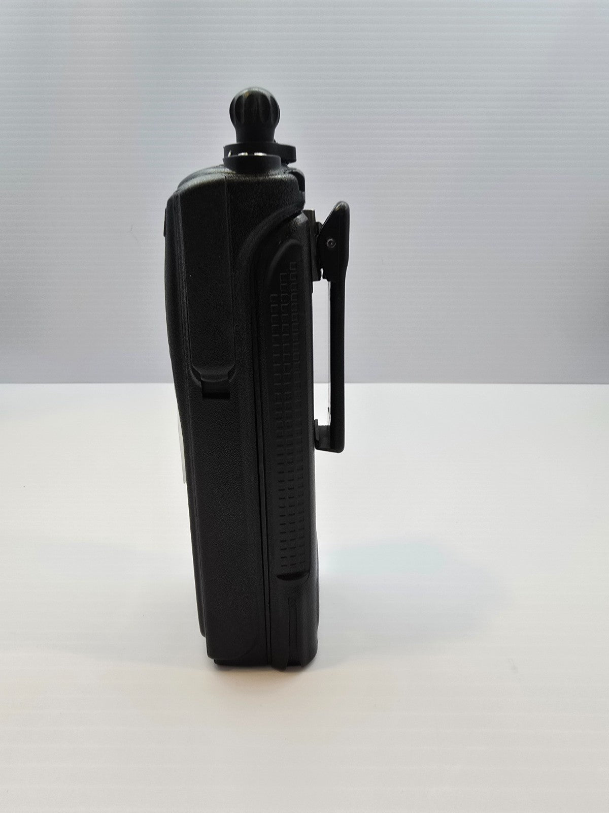 MOTOROLA XTS5000 III VHF AES-256 P25 Digital two way Radio H18KEH9PW7AN OEM case5