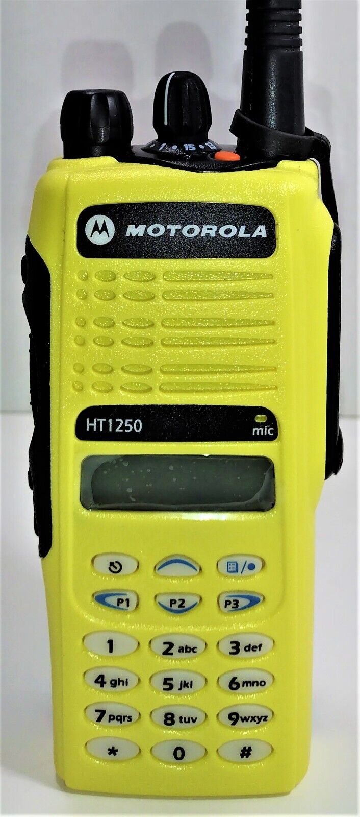 MOTOROLA HT1250 Model III  UHF 403-470MHz 128ch 5w Two Way Radio AAH25RDH9AA6AN