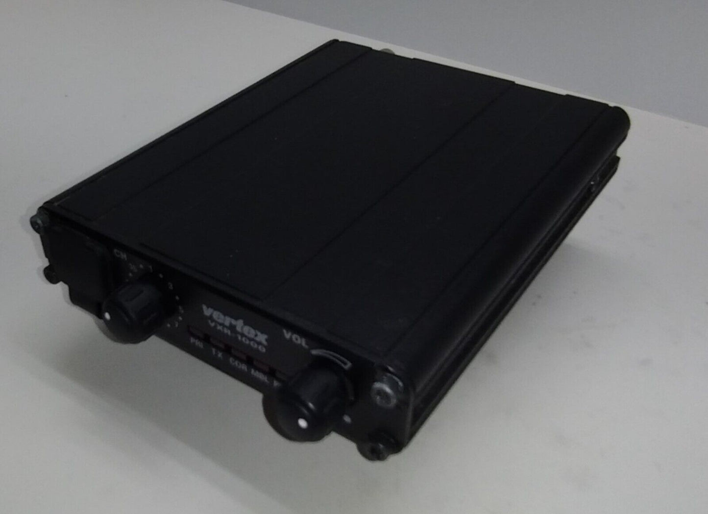 VXR1000V VHF Motorola Vertex Standard MultiChannel Vehicular Mobile Repeater