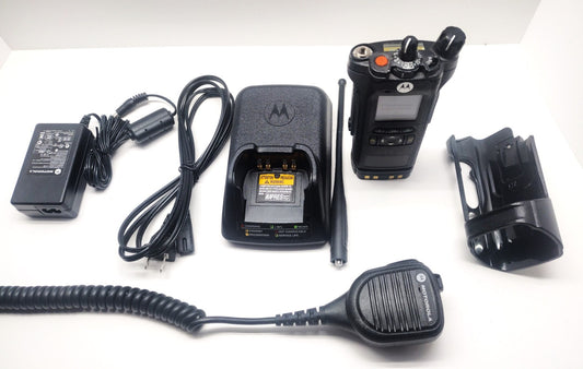 MOTOROLA APX 6000 MOD 2.5 H98UCF9PW6AN 7/800MHZ  TWO WAY RADIO P25 ADP APX60000