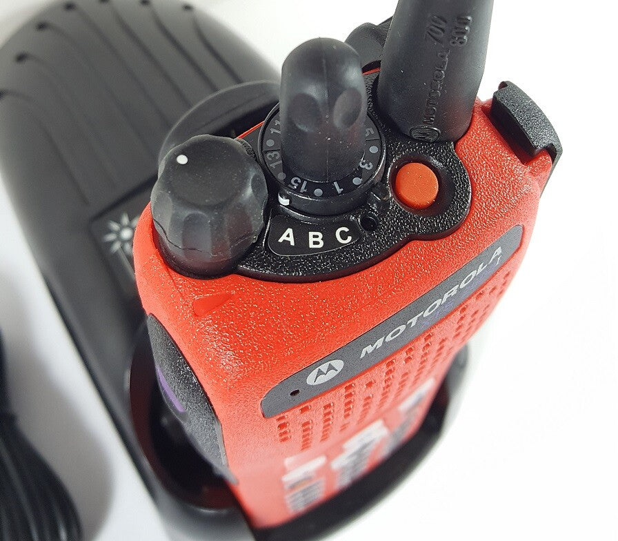 Motorola XTS2500 III 700 800 MHz P25 Digital Trunking Two Way Radio H46UCH9PW7BN4