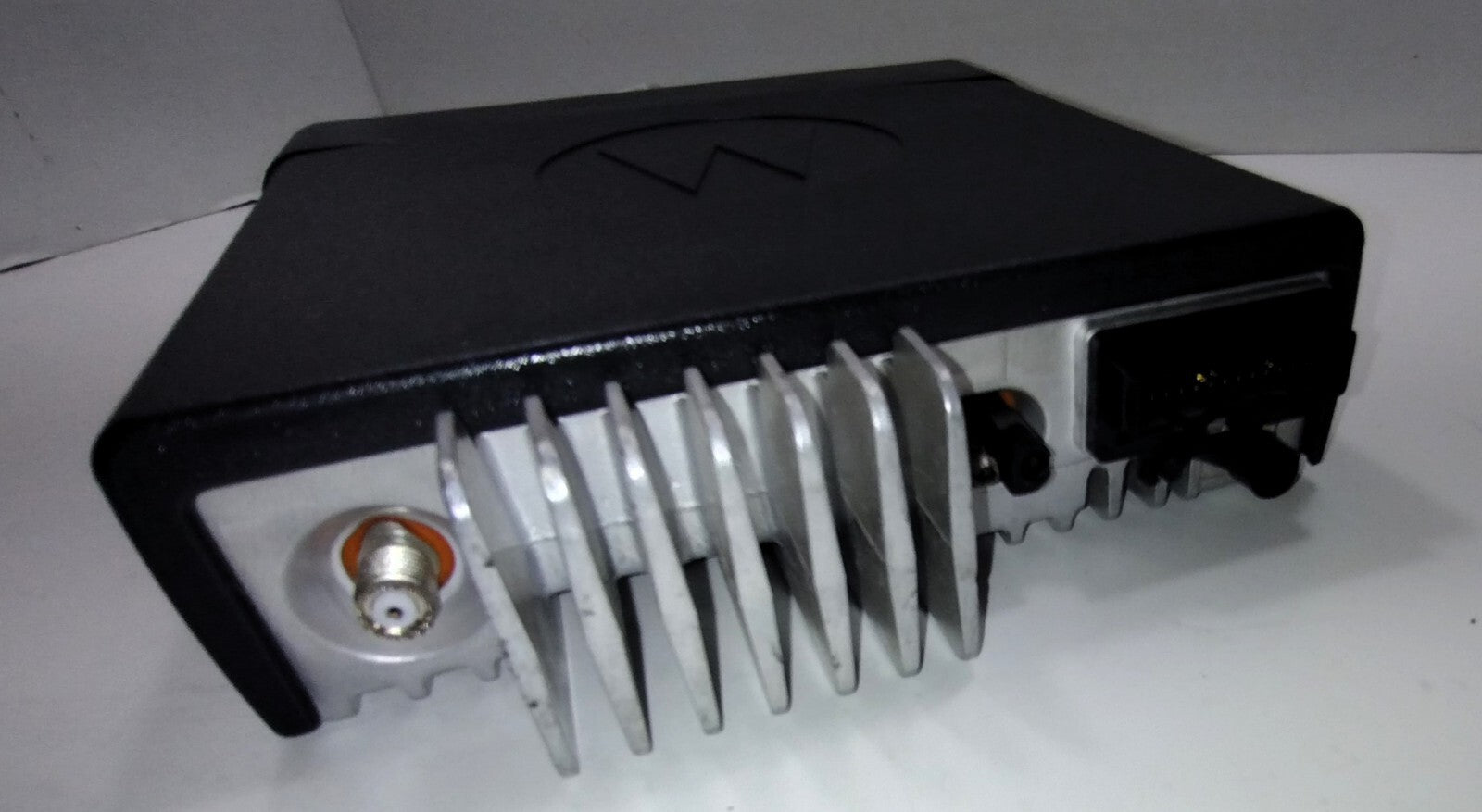 Motorola XPR4550 VHF 136-174 Mobile Two-Way Radio AAM27JQH9LA1AN & ACCESSORY KIT10