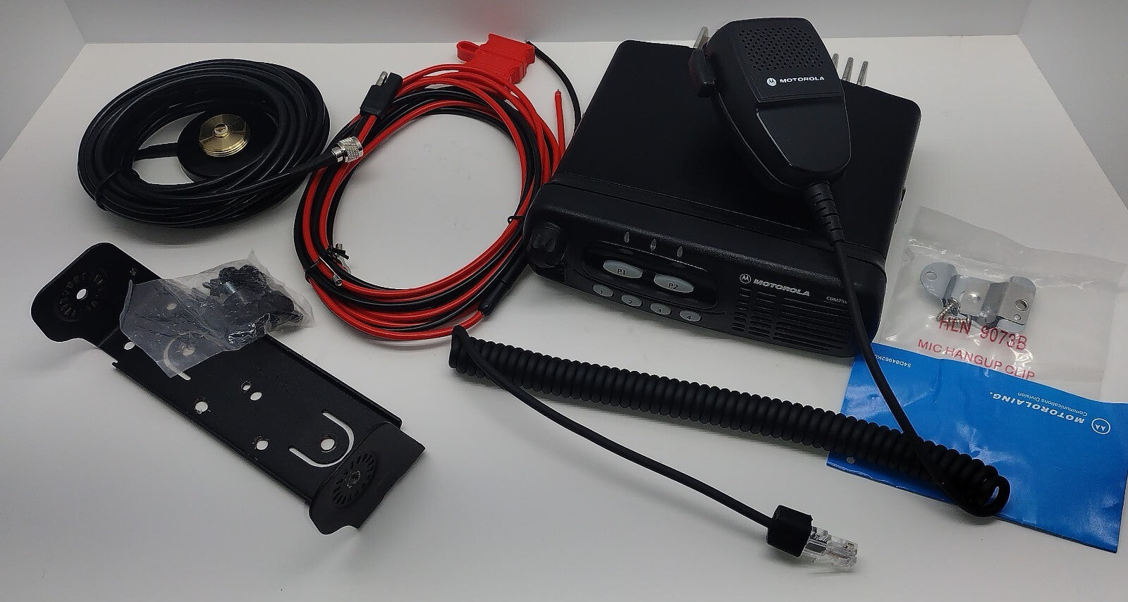 CDM750 VHF 136-174 25W Two Way Mobile Radio AAM25KHCC9AA1AN with New Accessories6