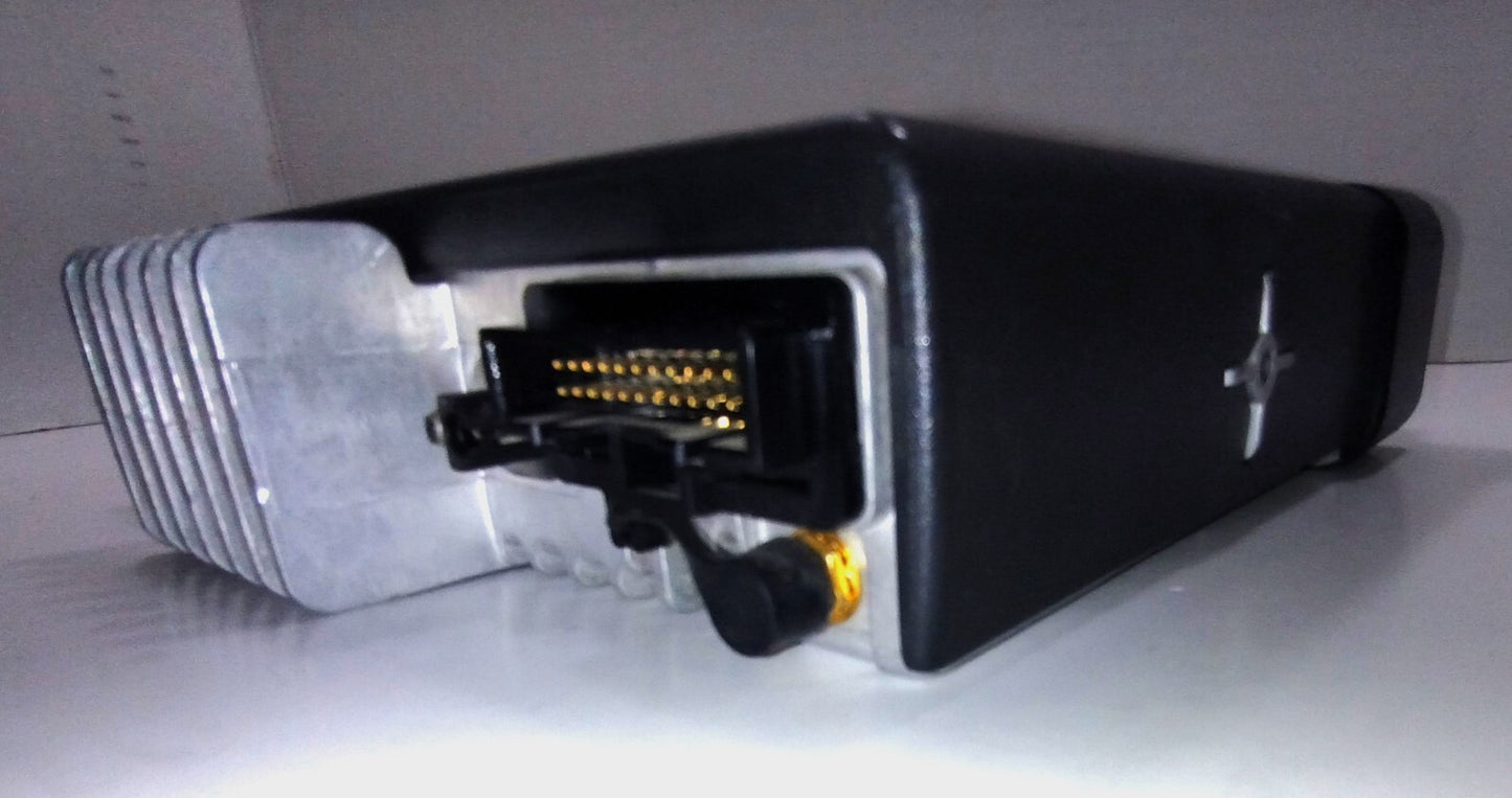 Motorola XPR4550 UHF 450-512 Mobile Two-Way Radio AAM27TRH9LA1AN & ACCESSORY KIT11