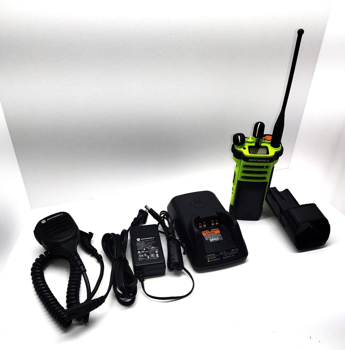 MOTOROLA APX6000XE MOD 2.5 H98UCF9PW6AN 7/800MHZ  TWO WAY RADIO P25 ADP