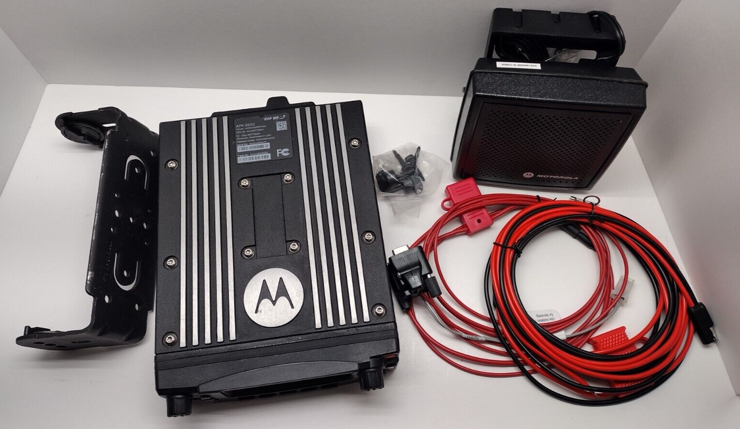 Motorola APX6500 P25 TDMA Phase II Digital VHF Mobile Radio M25KSS9PW1AN O51