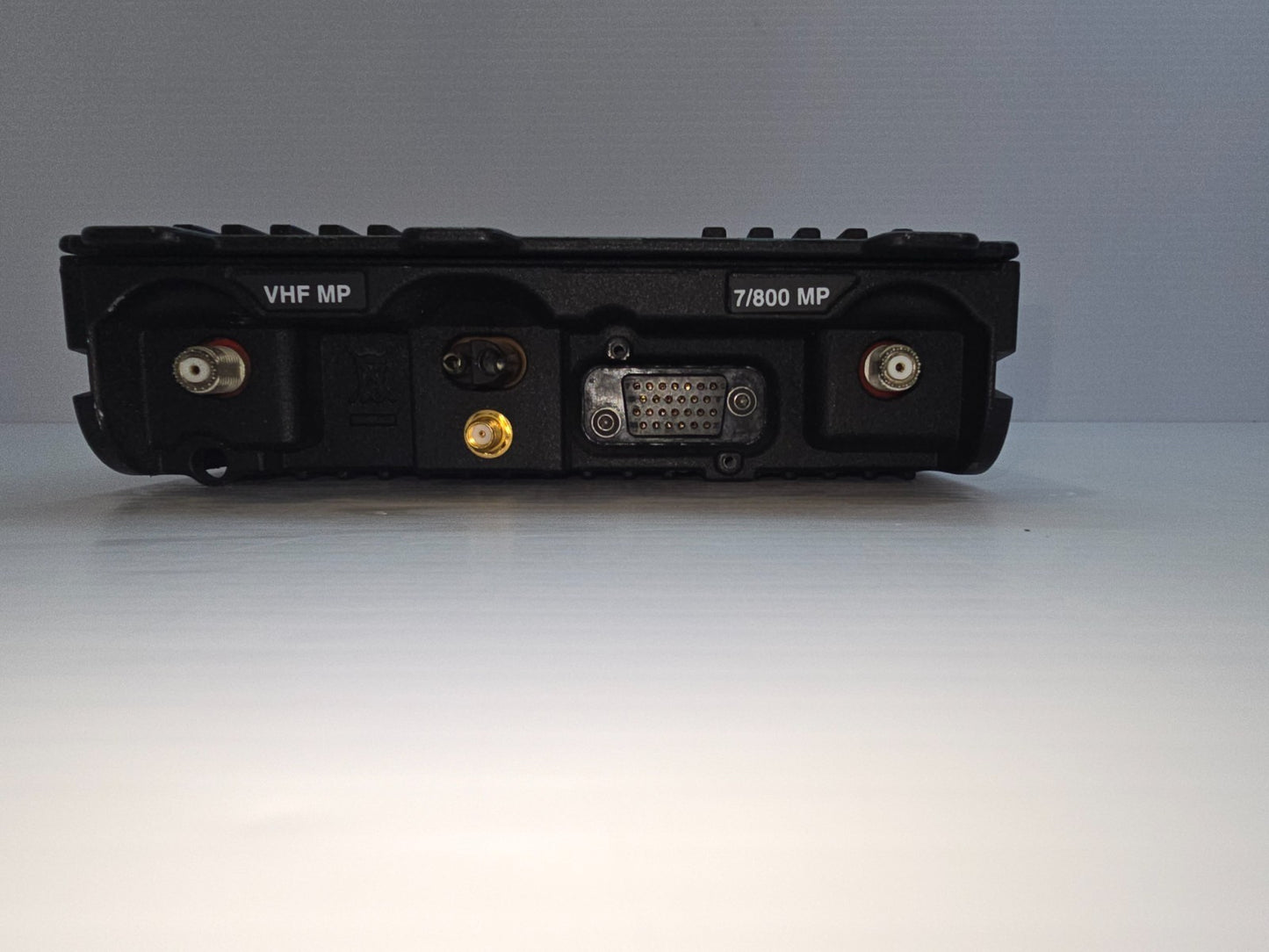 Motorola APX 7500 7/800 & VHF M30TSS9PW1AN P25 TDMA O5 MOBILE RADIO AES-256 GCM3