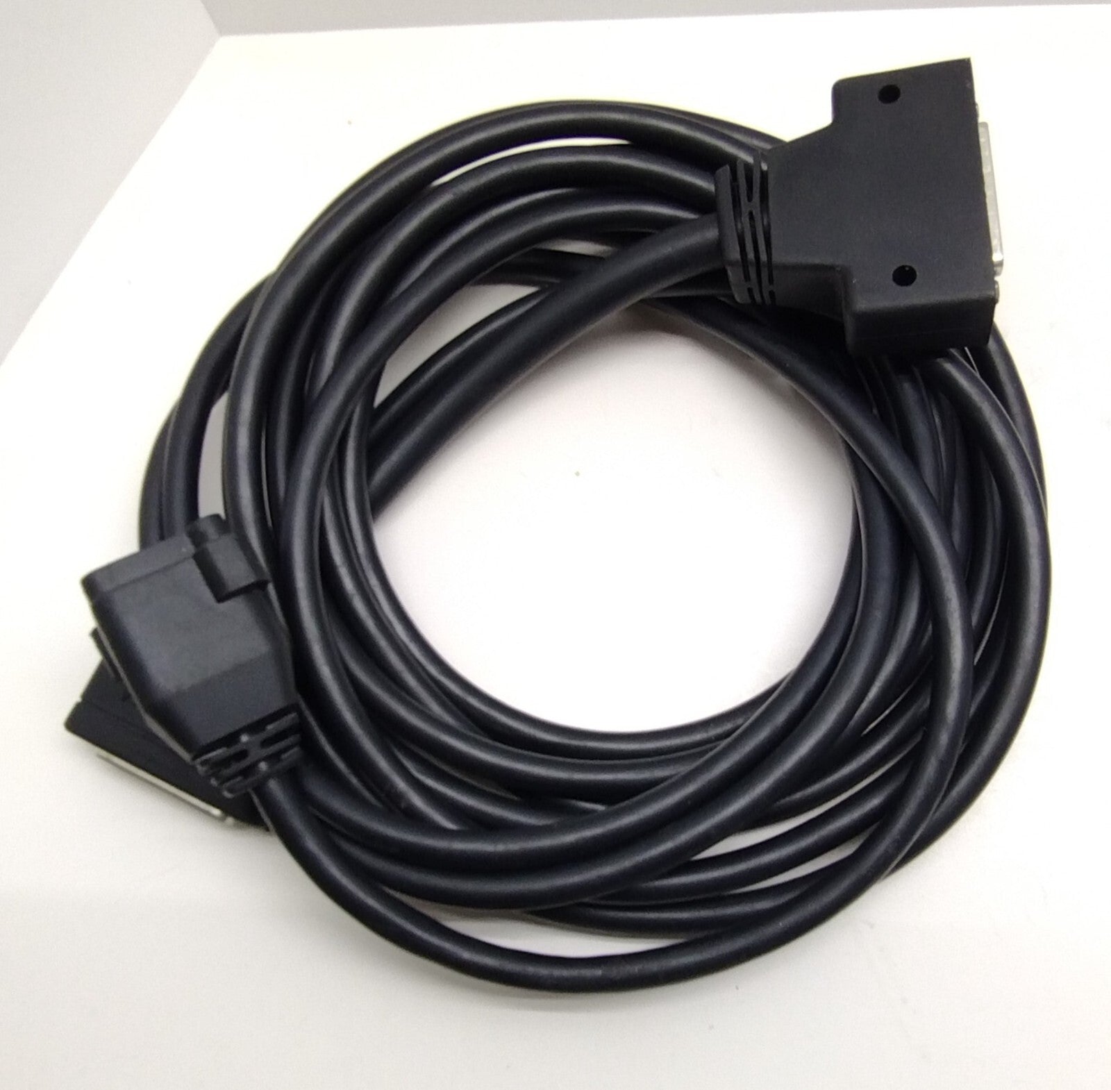 MOTOROLA  HANDHELD 03 Control Head APX8500 APX6500 XTL5000 with accessory cables3