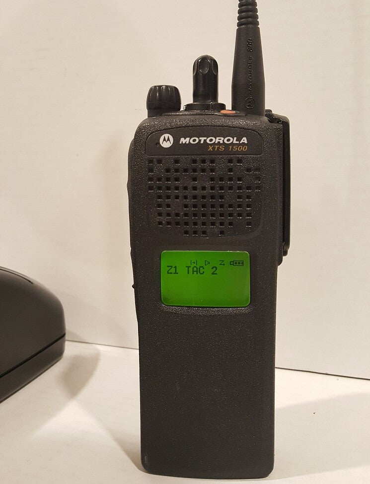 MOTOROLA XTS1500 700 800 MHz P25 Digital Portable Two-Way Radio H66UCD9PW5BN7