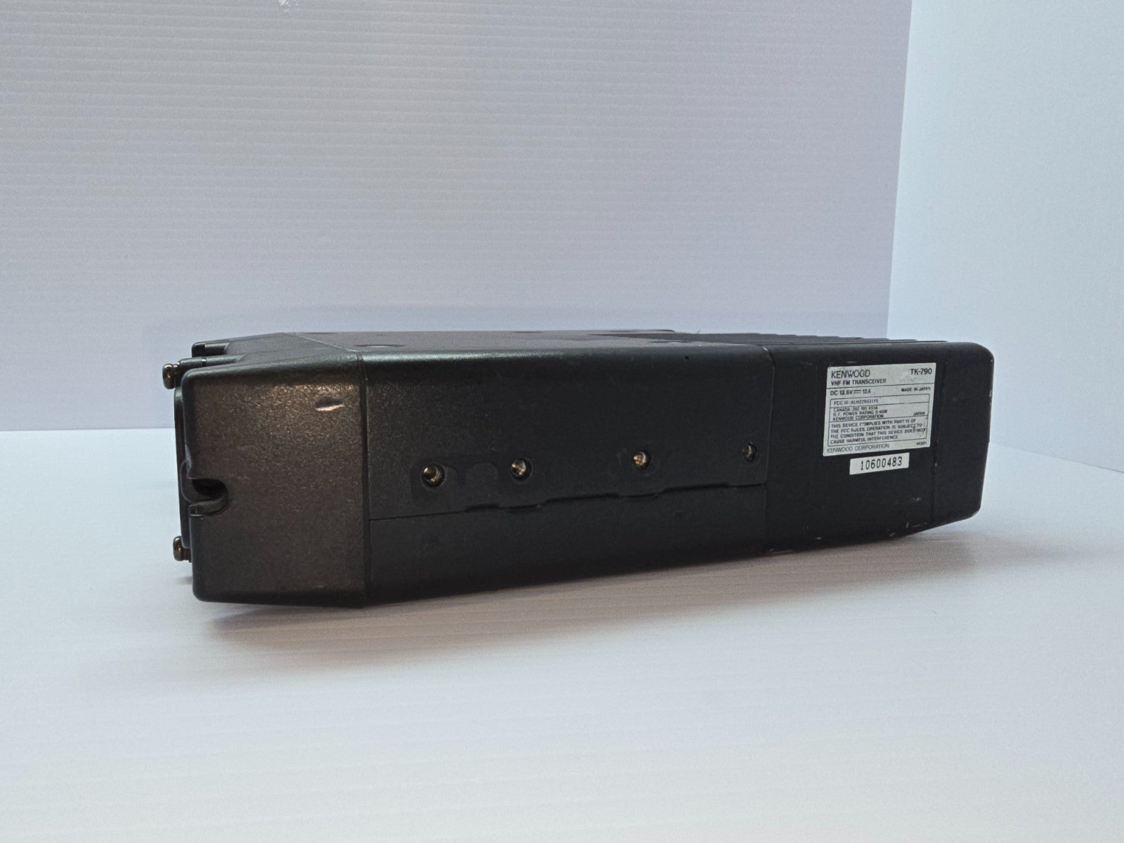 Kenwood TK-790 VHF 148-174 MHz 160 ch MOBILE RADIO W/ REMOTE MOUNT HEAD9