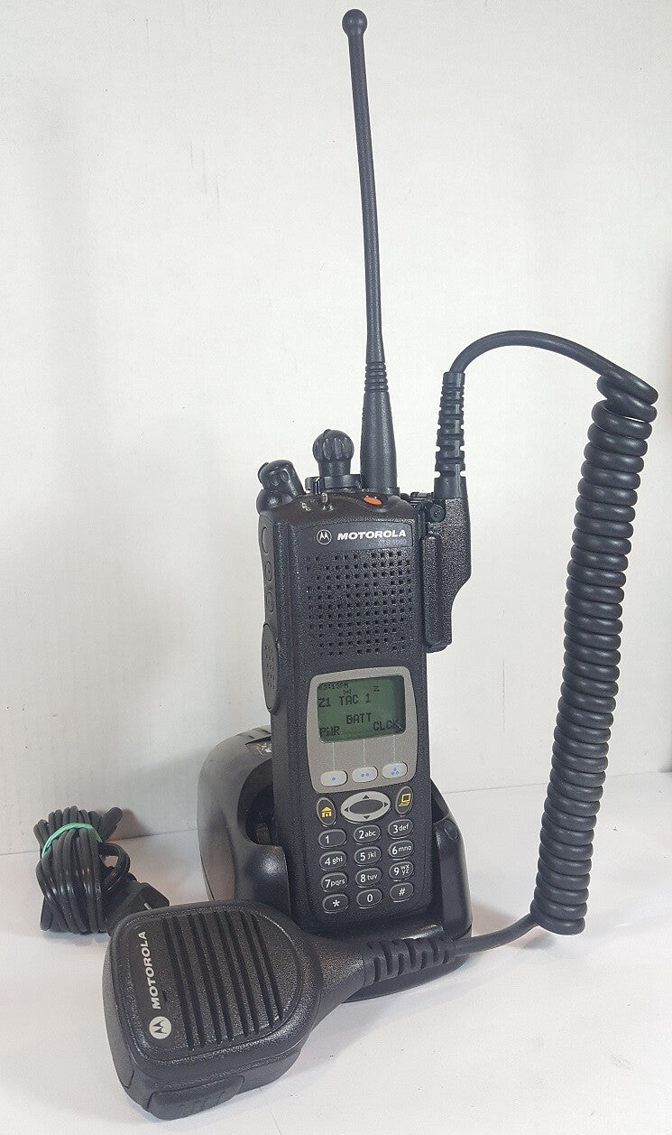 MOTOROLA XTS5000 700 800 MHz P25 Digital Police Fire EMS RADIO H18UCH9PW7AN XTS0