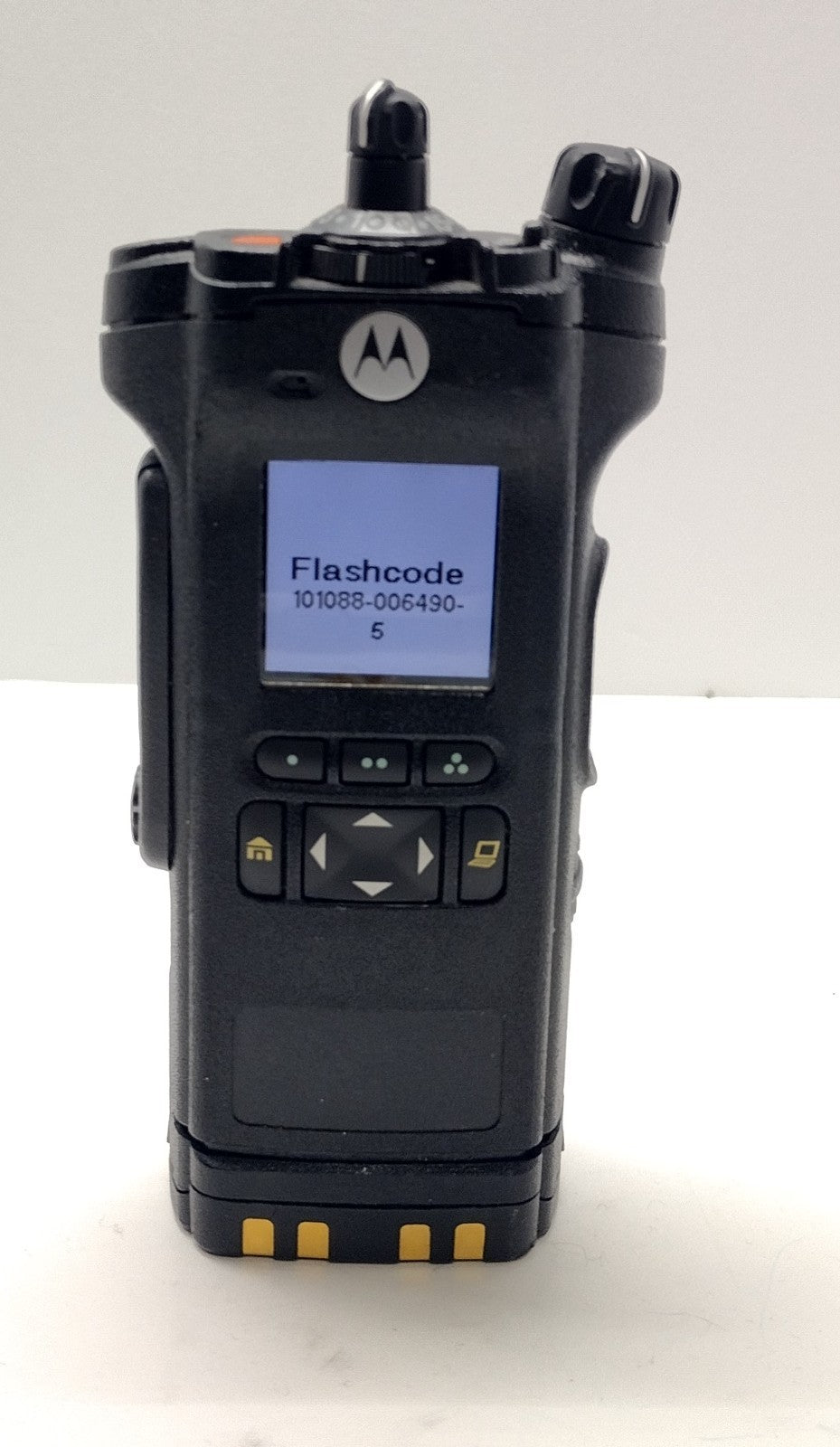 MOTOROLA APX 6000 MOD 2.5 H98UCF9PW6AN 7/800MHZ  TWO WAY RADIO P25 ADP APX60009