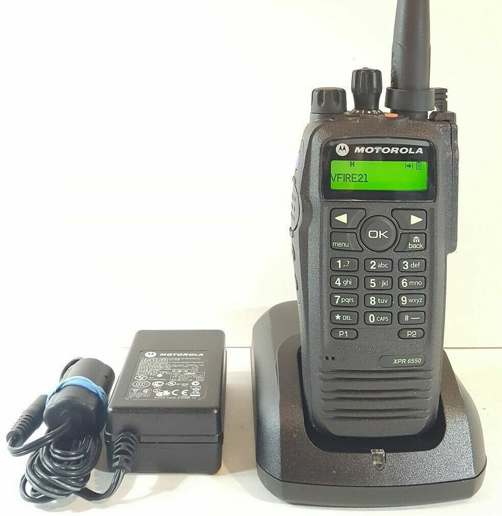 MOTOROLA MOTOTRBO XPR 6550 UHF 403-470 MHz Digital DMR Radio AAH55QDH9LA1AN UHF